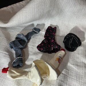 Lil Bratz and Other Dolls Cothing Pieces
